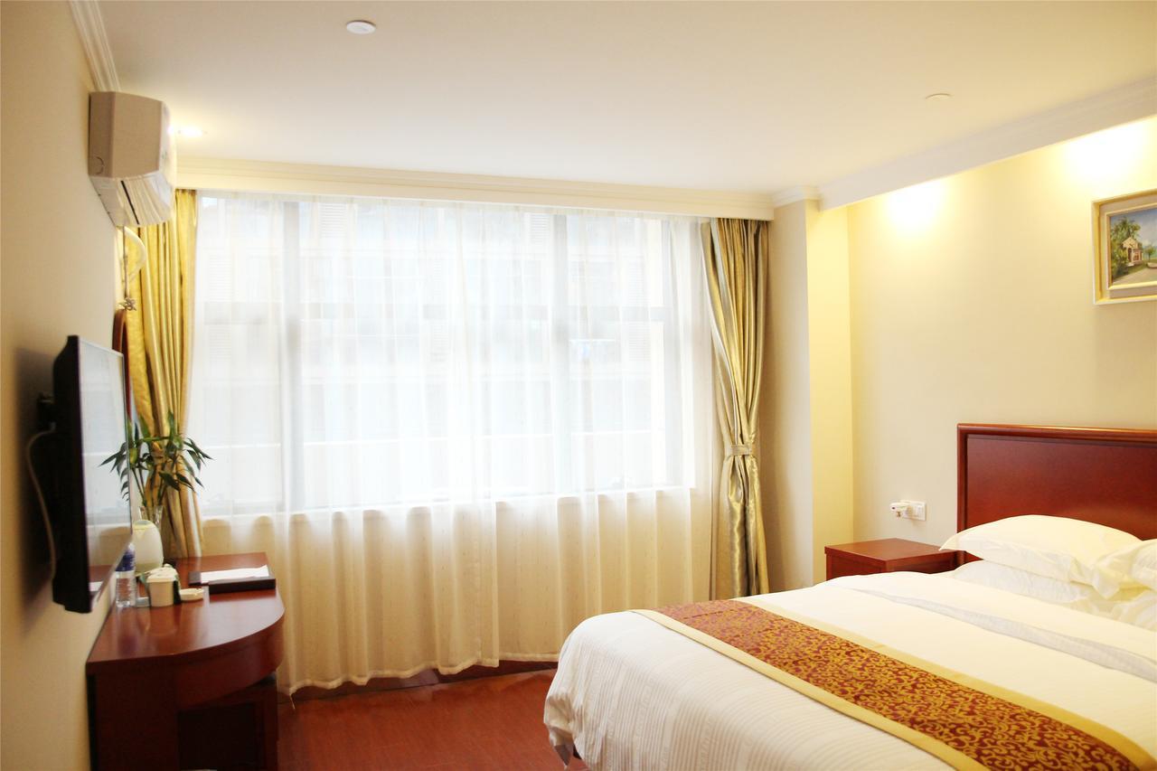 GreenTree Inn Tianjin Binshui Avenue Cancer Hospital Express Hotel Bagian luar foto