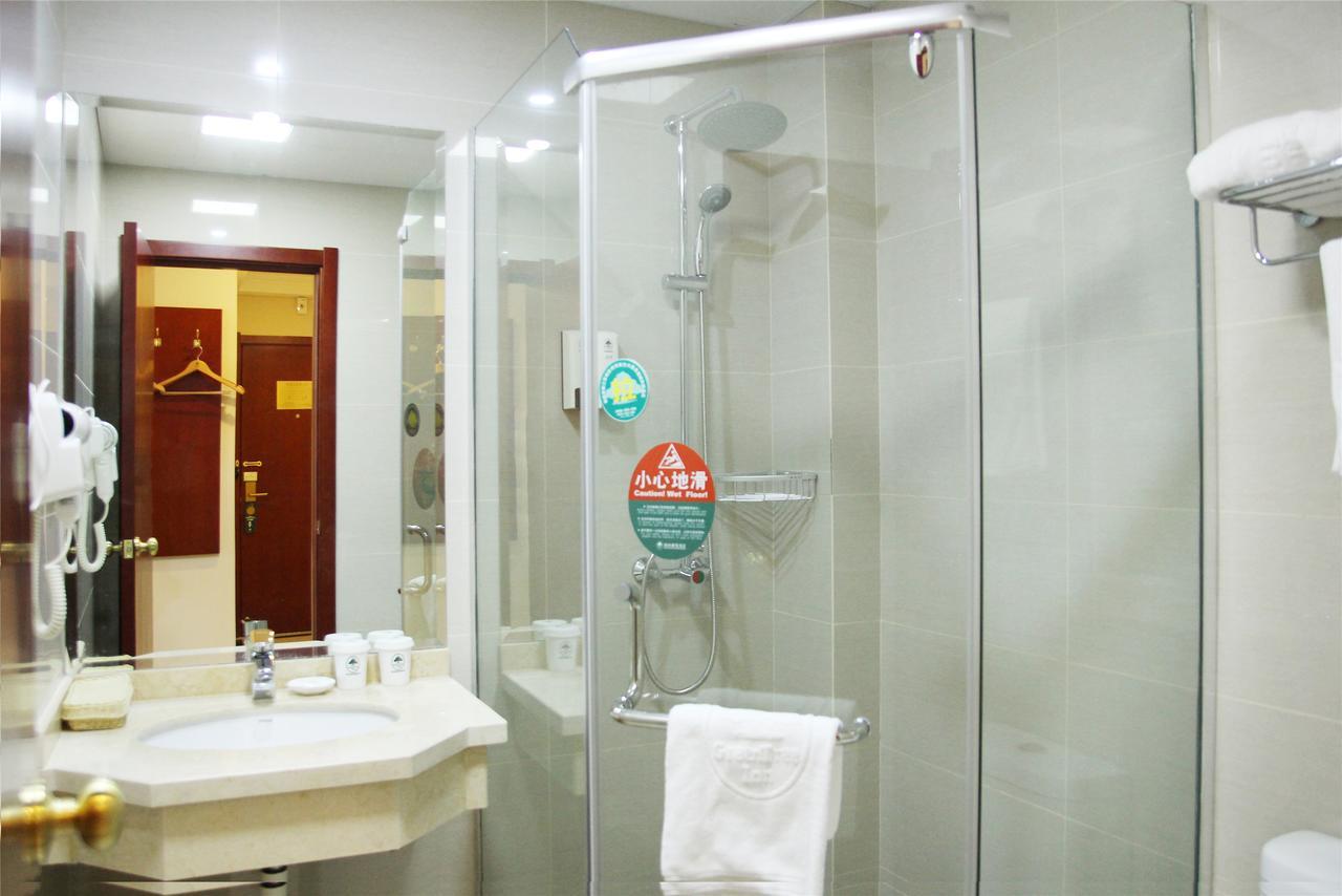 GreenTree Inn Tianjin Binshui Avenue Cancer Hospital Express Hotel Bagian luar foto